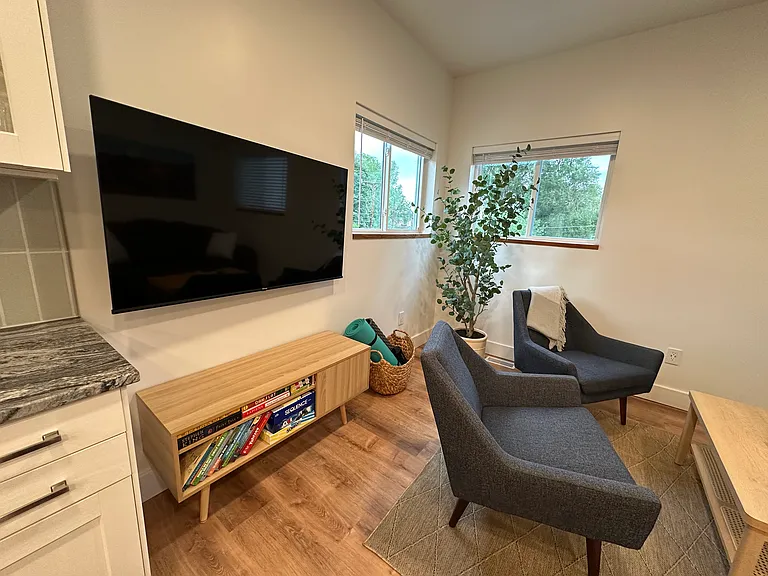 110 Cheyenne Blvd — Photo 11