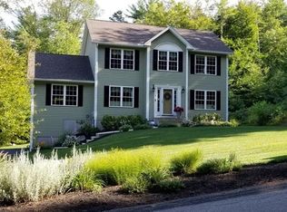 4 Bayberry Hill Rd, Townsend, MA 01469