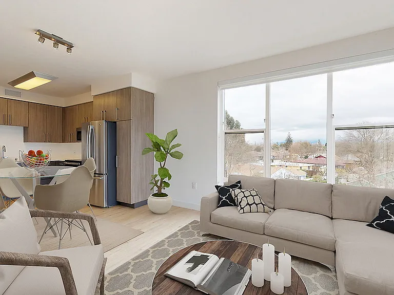 777 Hamilton — Photo 12