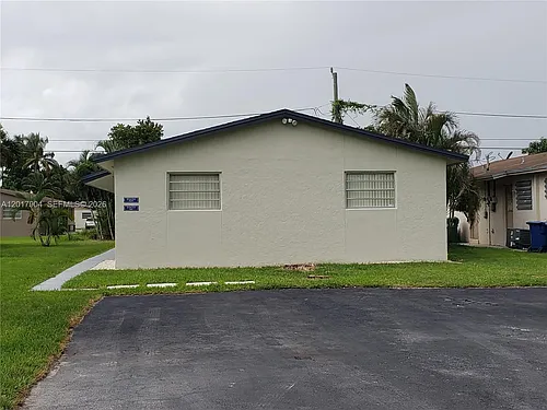 25430 SW 107th Ave Photo 1