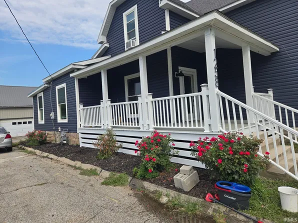 1258 N Main St, Nappanee, IN 46550