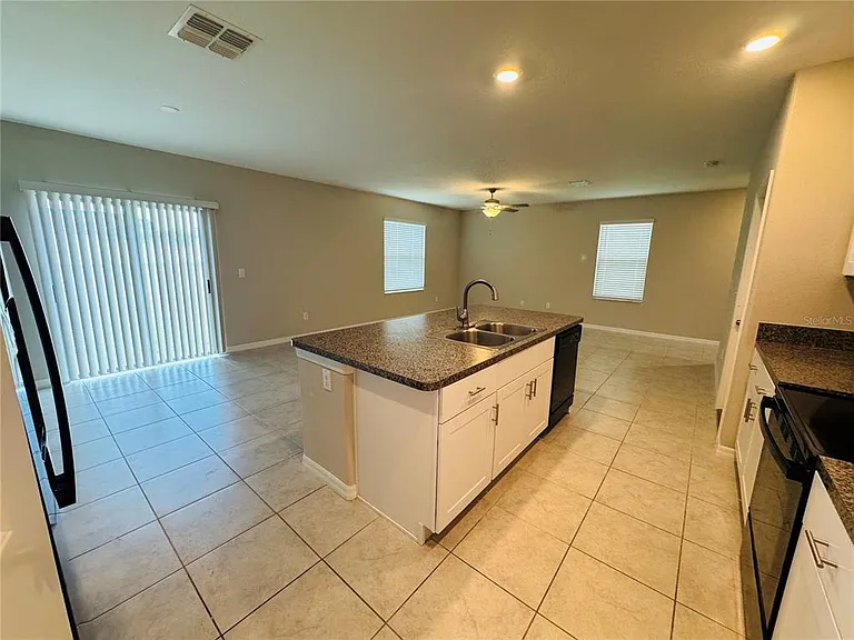 4132 Hanover Dr — Photo 6