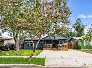 110 Arnold Dr, San Antonio, TX 78213