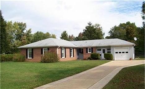 1st image of 311 Columbia Ln