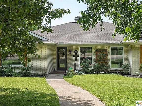 3rd image of 2646 Marlandwood Cir