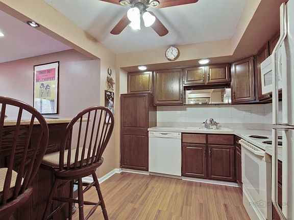 4th image of 6525 N Nashville Ave APT 103A