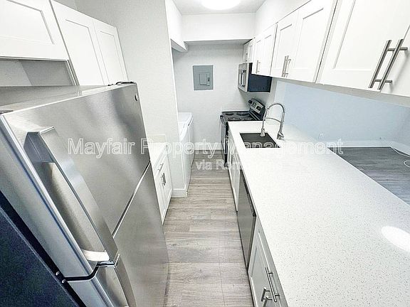 2nd image of 4505 Treehouse Ln APT 8G