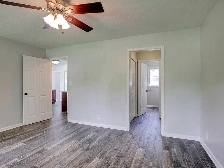 180 Kings Deer Dr — Photo 28
