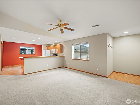 4th image of 739 Cascade Palms Court #739
