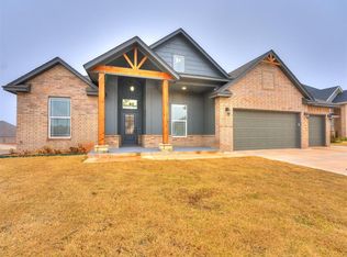 9361 SW 42nd St, Oklahoma City, OK 73179
