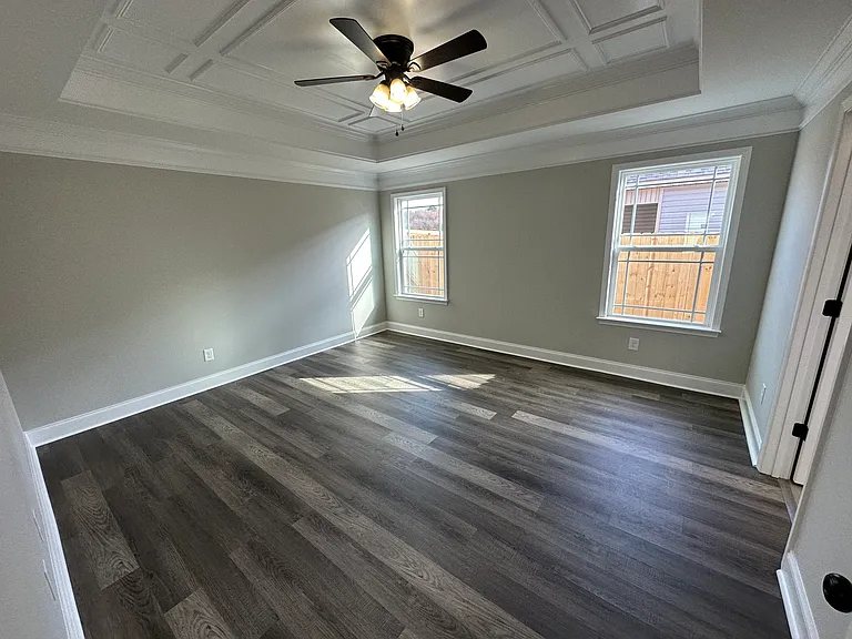 221 Lasso Dr — Photo 13