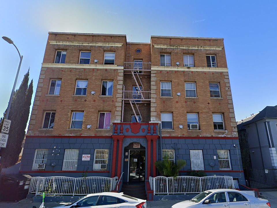 1st image of 839 S Wilton Pl #308