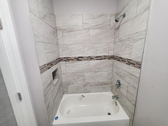 3rd image of 12021 S Eggleston Ave