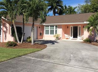 225 SW 43rd Ter, Cape Coral, FL 33914