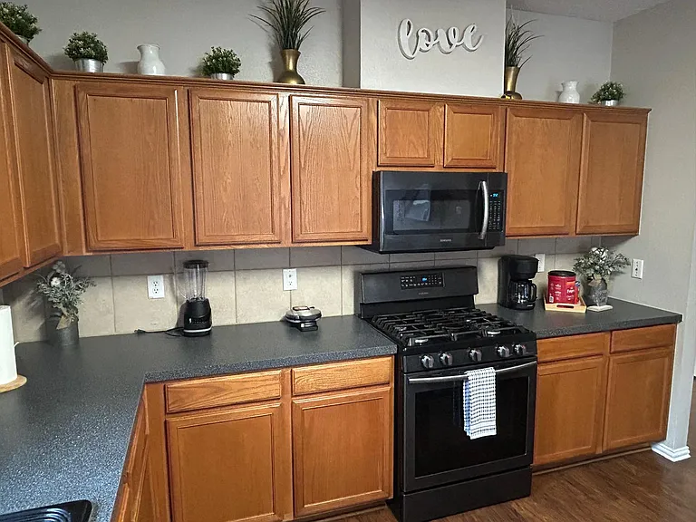 3407 Autumn View Dr — Photo 8