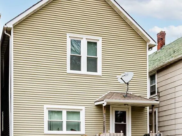 2719 W 2nd St, Duluth, MN 55806