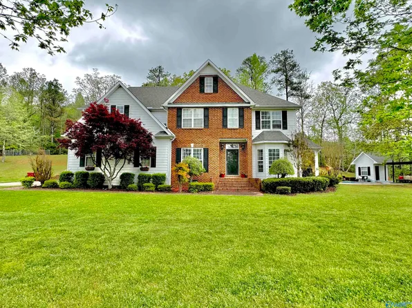 499 Emily Faith Cir, Hamilton, AL 35570