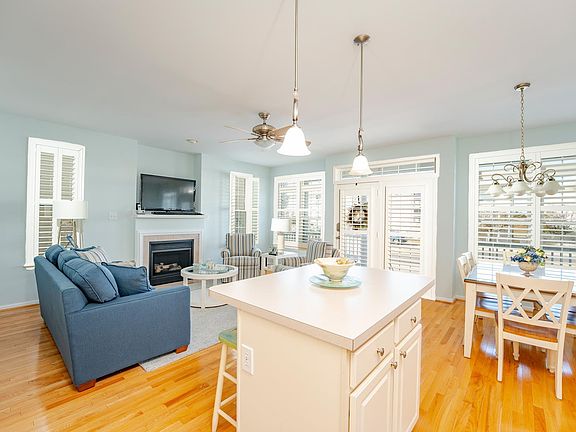 3rd image of 4337 West Ave APT 1