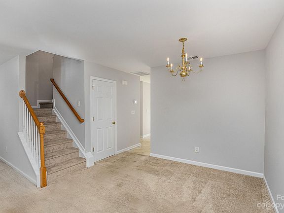 4th image of 6125 Warrior Ave