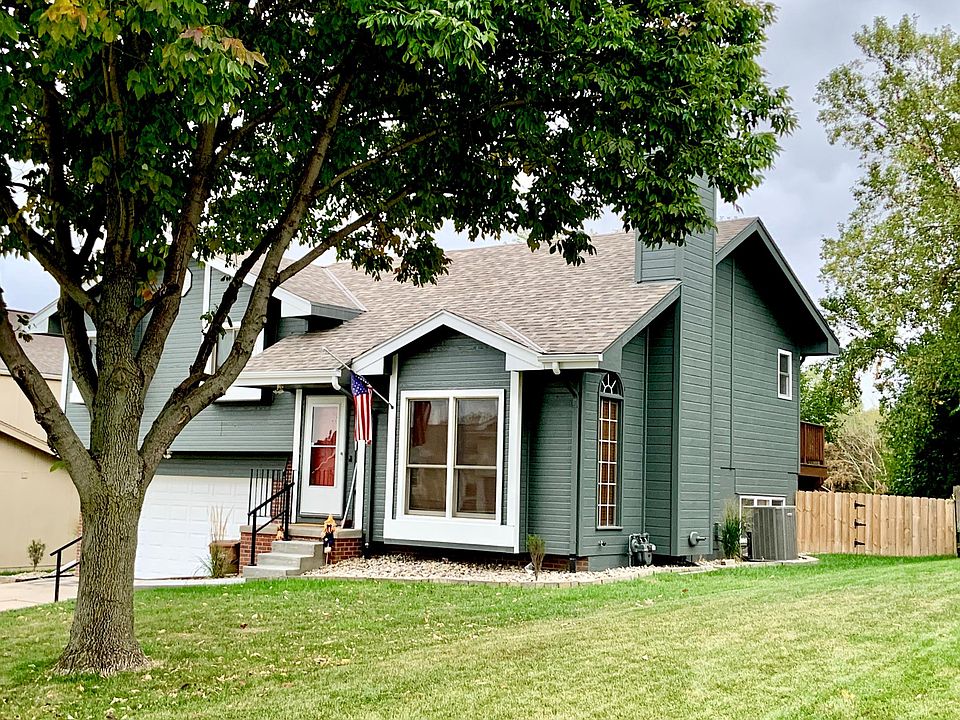 1st image of 3311 Blackhawk Dr