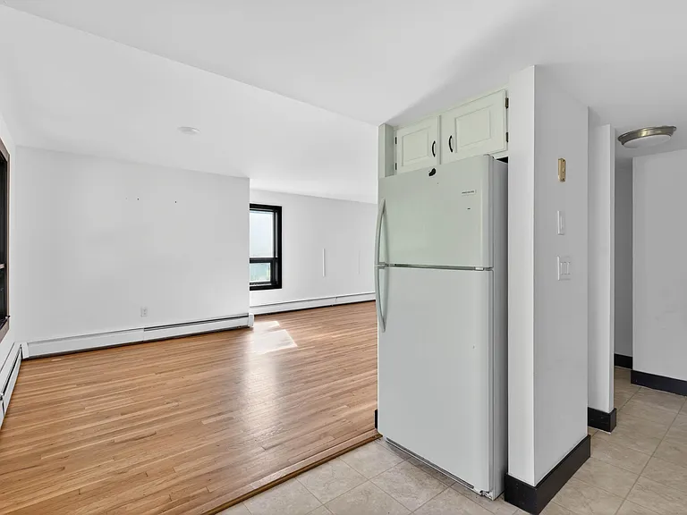 40 Felter Hill Rd — Photo 13