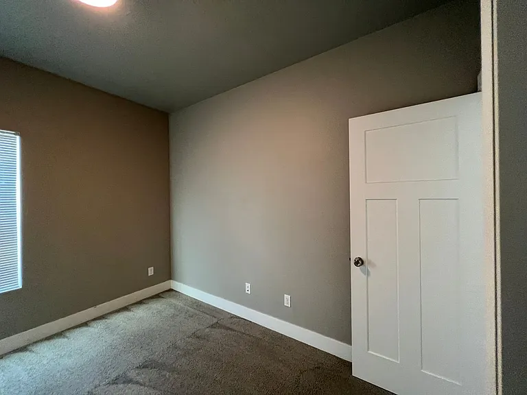 1908 Alder St — Photo 10