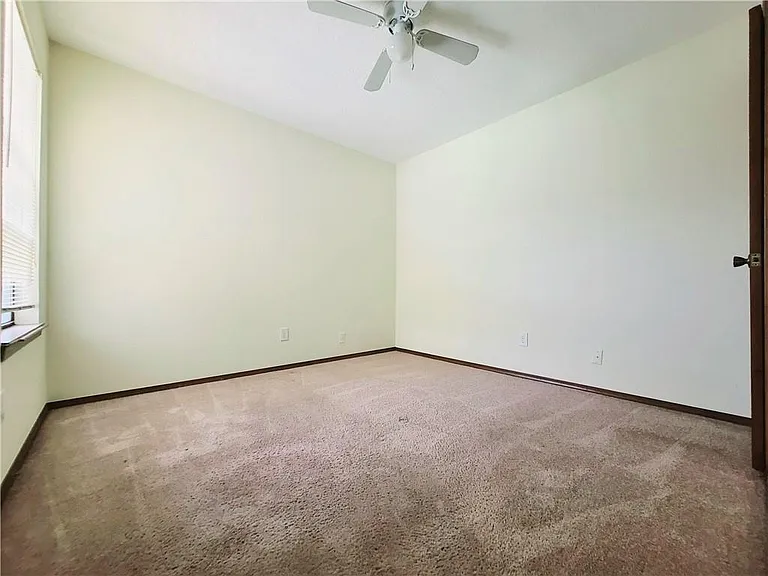 163 Barrett Pl — Photo 7