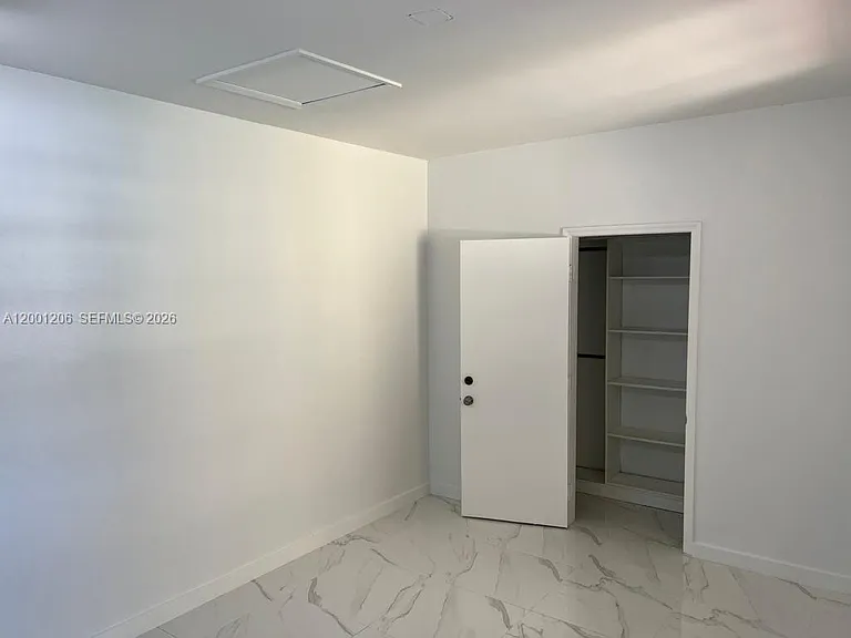 1125 NE 210th Ter — Photo 14