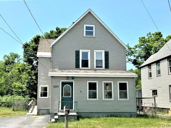 3537 Bleachery Ave, New Hartford, NY 13413