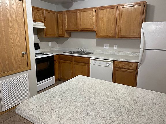 5th image of 7806 SW Blue Jay Ln #7804-12