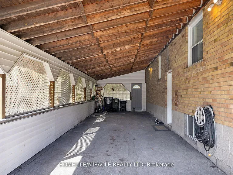 1340 Warden Ave #BASEMENT — Photo 5