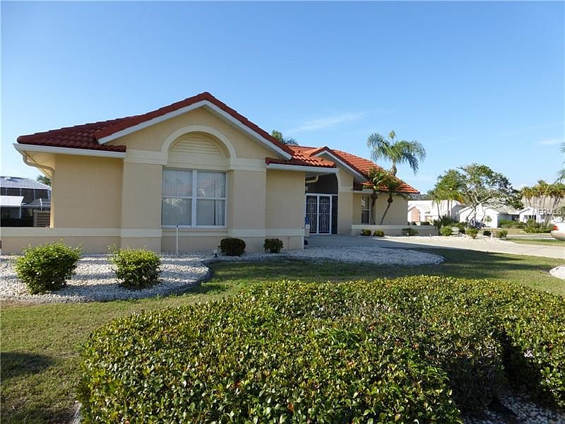2nd image of 605 Deep Lake Dr