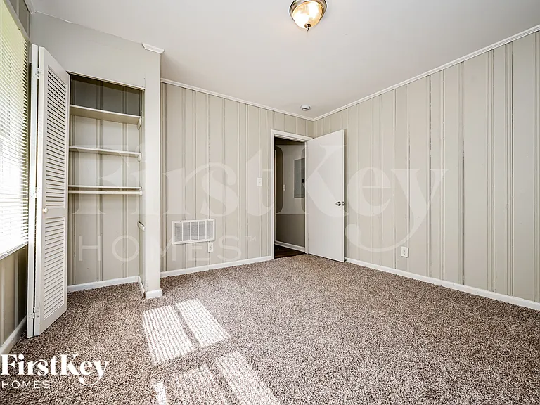 5663 Dorsey Dr — Photo 14
