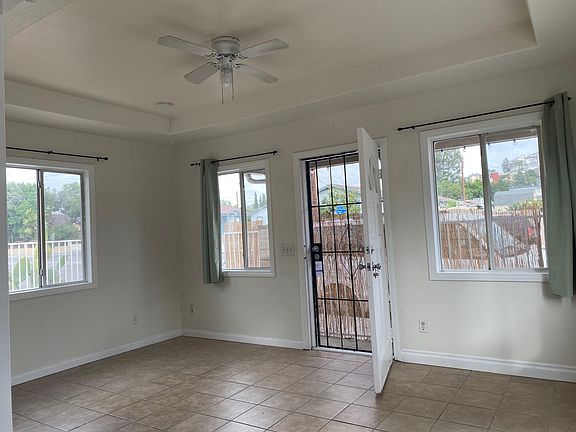 2nd image of 310 S Hewes St #310