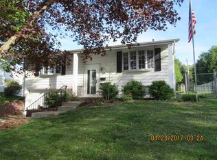 1321 Hilltop Dr, Milan, IL