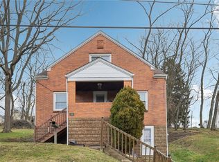 328 Park Dr, Canonsburg, PA 15317