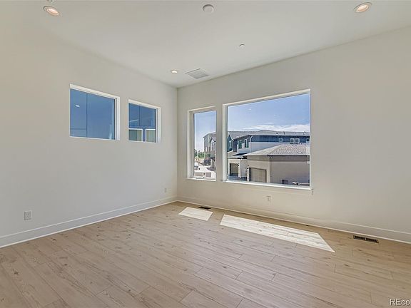 4th image of 622 Saddle Drive