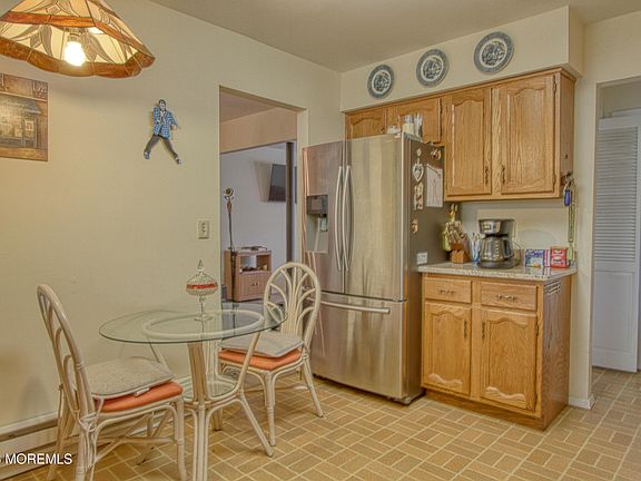 4th image of 3 Amesbury Road
