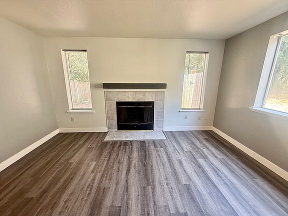 5th image of 5710 183rd Ave E APT 1