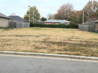669 Santa Monica Dr, Nixa, MO 65714