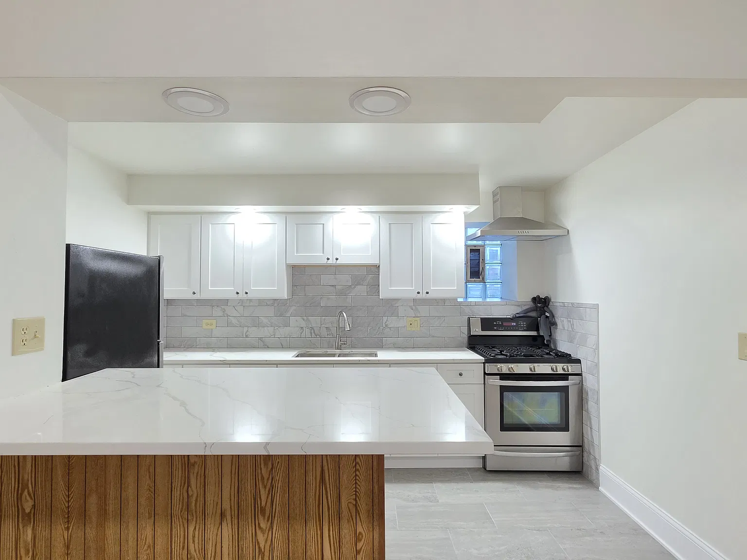 2 bed, 1250 sqft, $2,000 — Photo 1