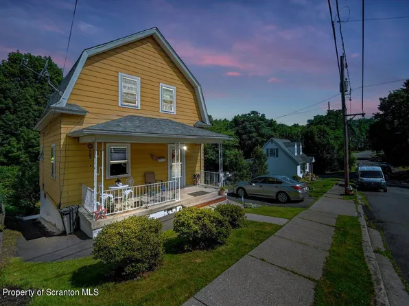905 Matthew Ave, Scranton, PA 18510