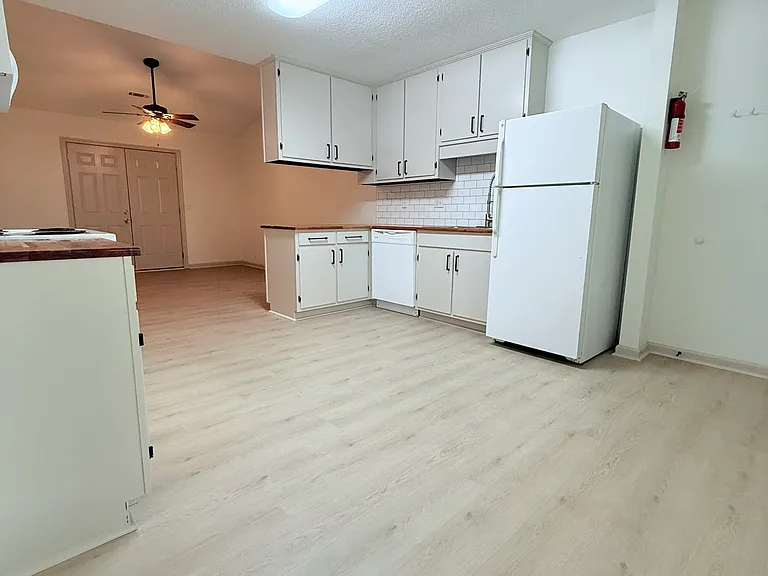 1930 Waldens Edge Way #1930 — Photo 10