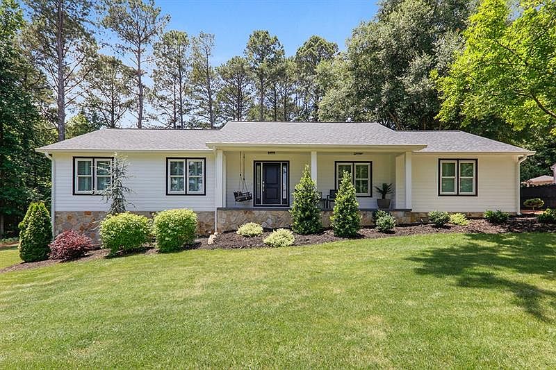 1st image of 104 Knotts Landing Dr
