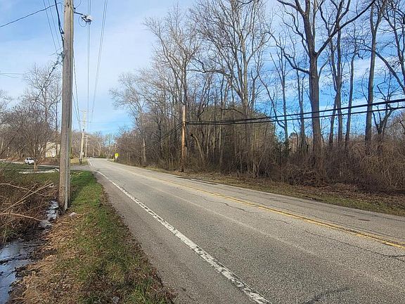 3rd image of Mayo Rd