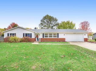 52650 Walsingham Ln, South Bend, IN 46637