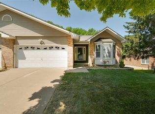 2959 Sylvan Ln #2D, Saint Charles, MO 63301