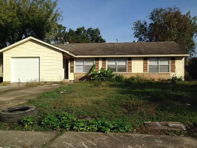 1st image of 8631 Meadville St