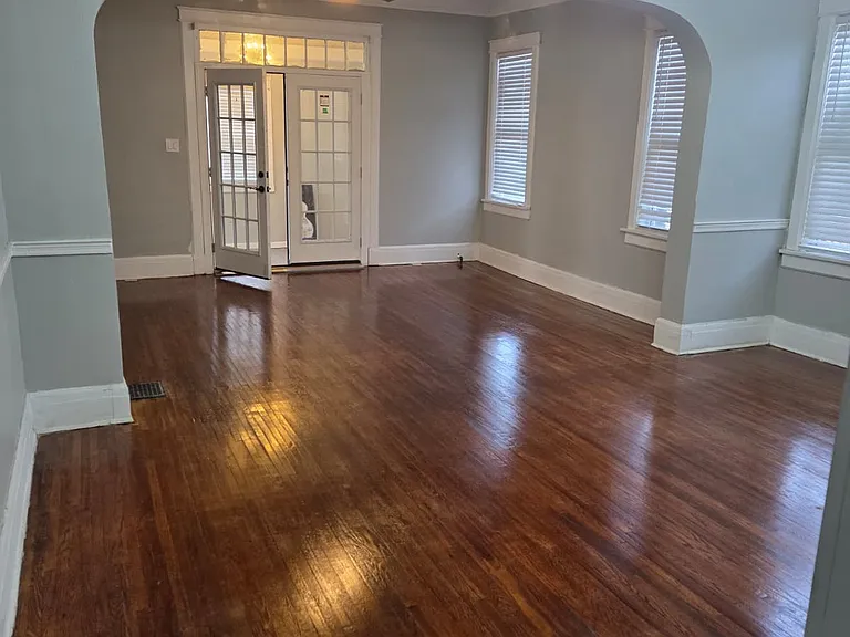 1629 Netherwood Ave — Photo 6