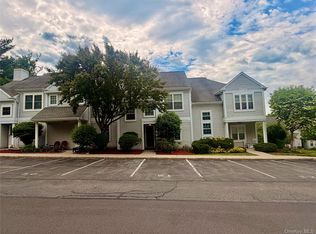 5 Kendal Lane, Middletown, NY 10940